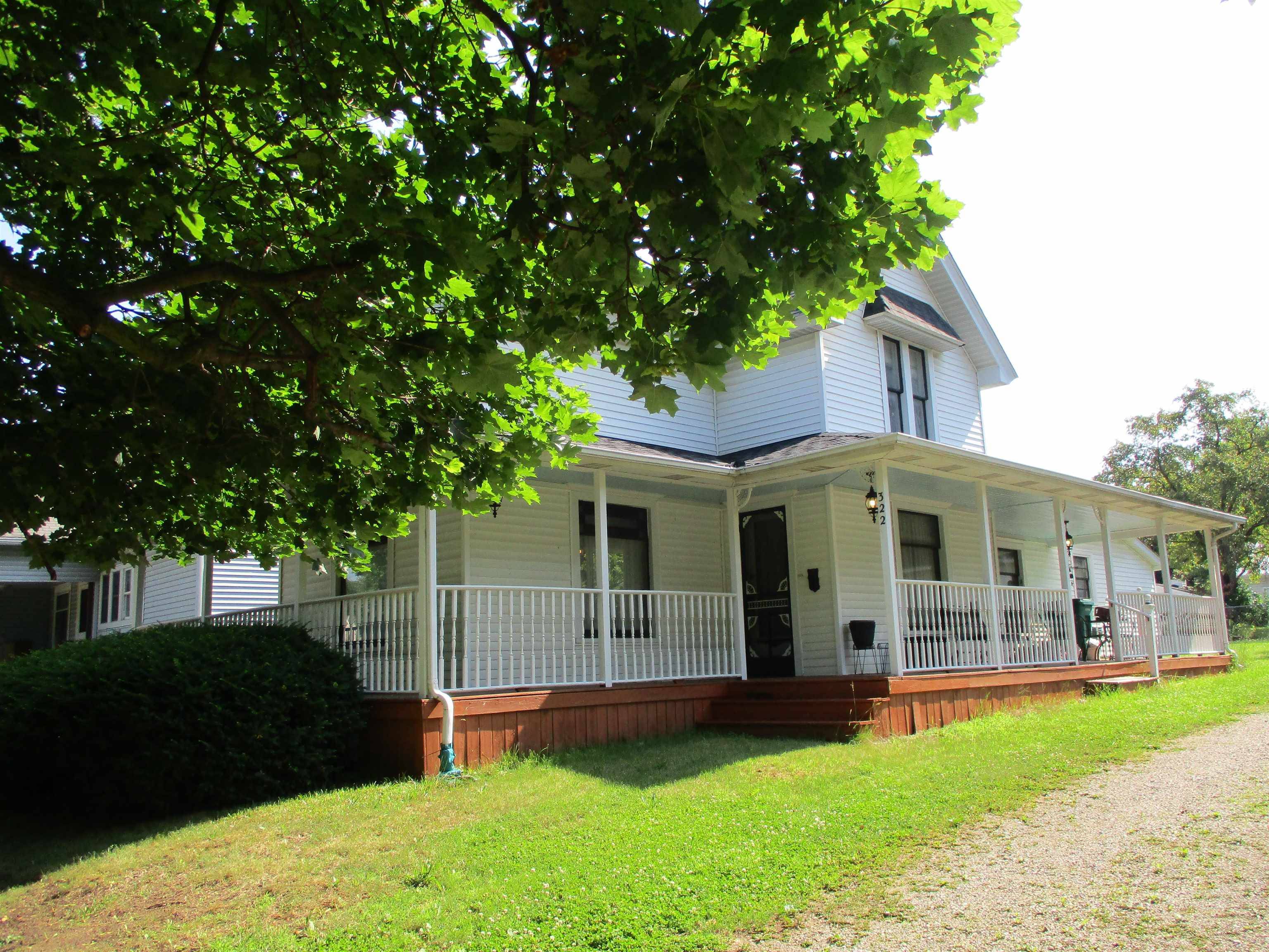 322 Main Street, Perry, MI 48872
