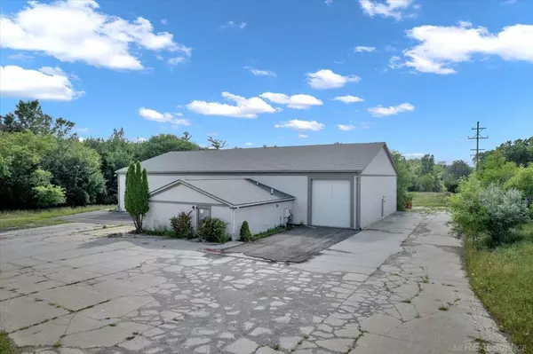 1500 Mcmillan Road, Owosso, MI 48867