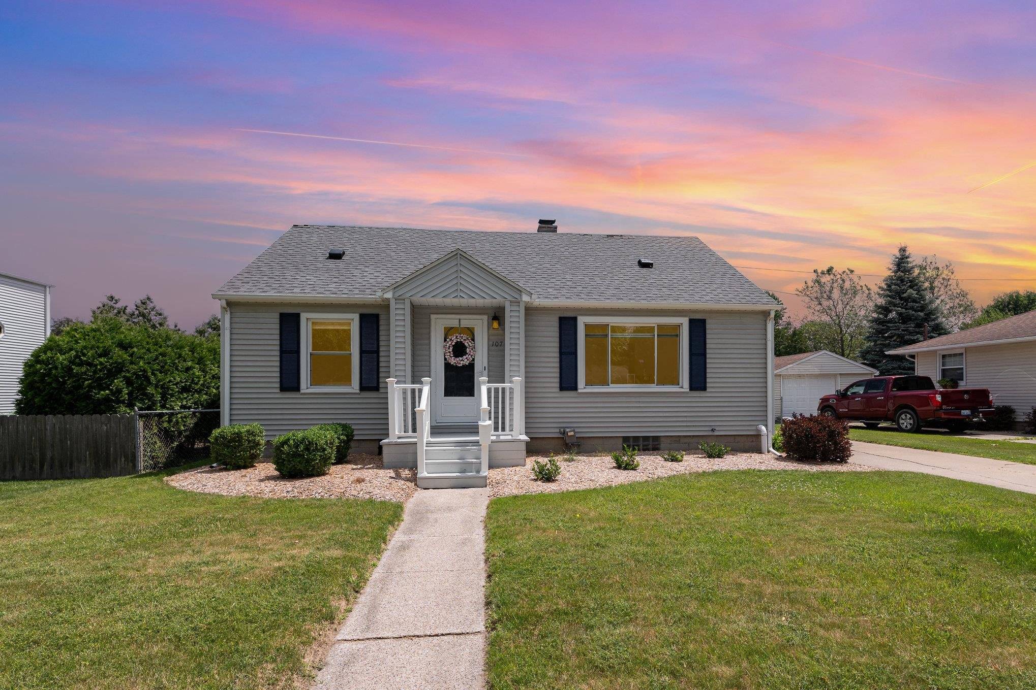 107 Scheurmann Street, Essexville, MI 48732