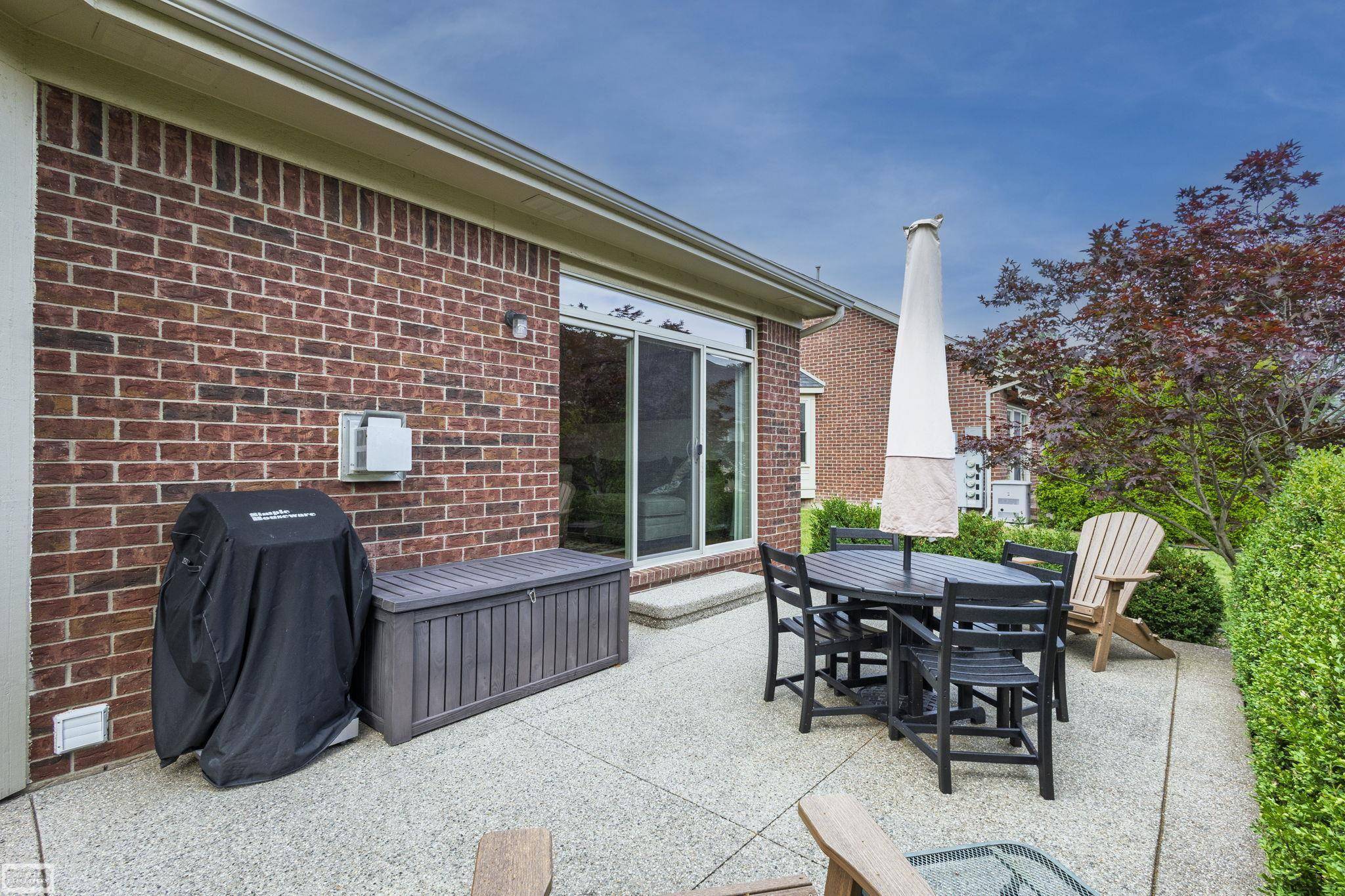 Clinton Township, MI 48038,19352 Linwood Court