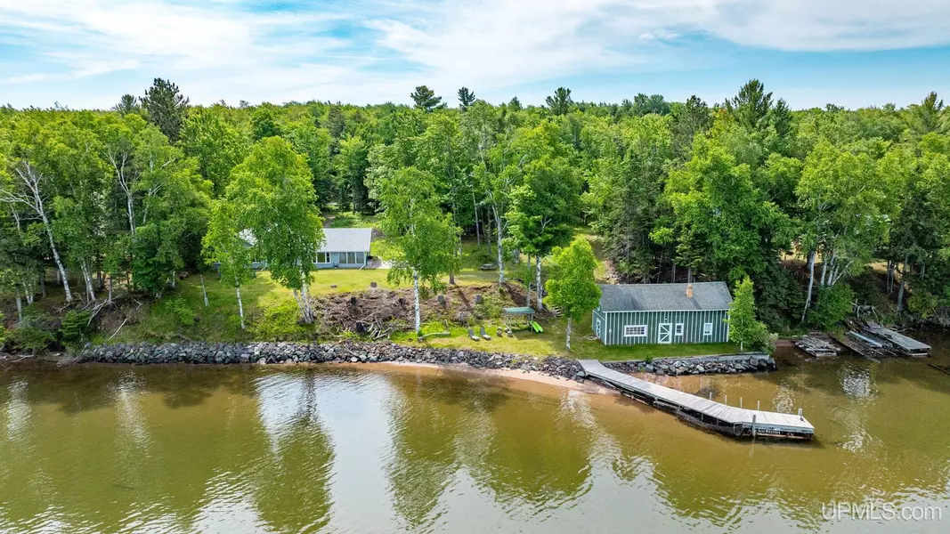 20727 Park Road, Skanee, MI 49962