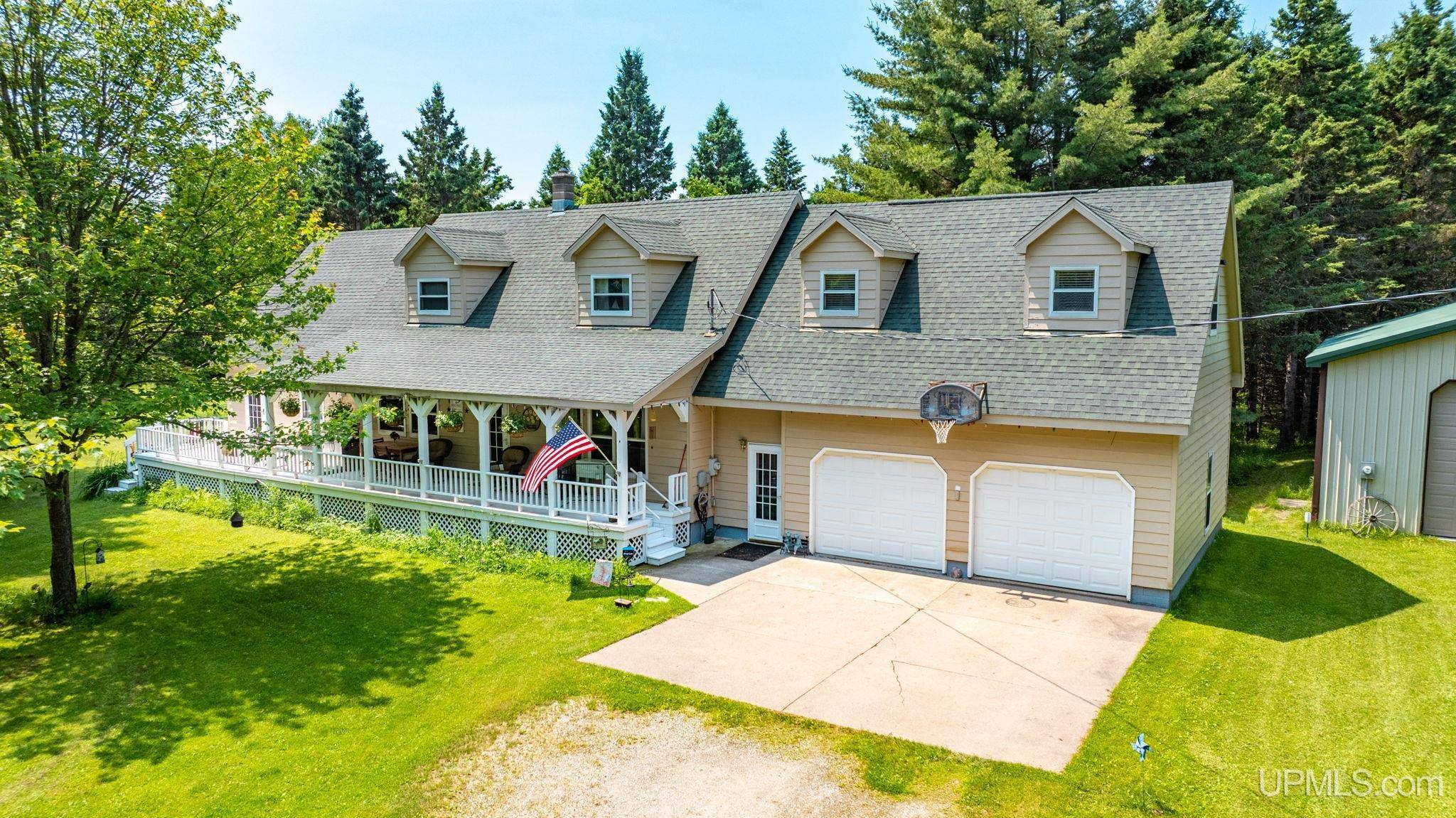 36985 Klingville Road, Chassell, MI 49916