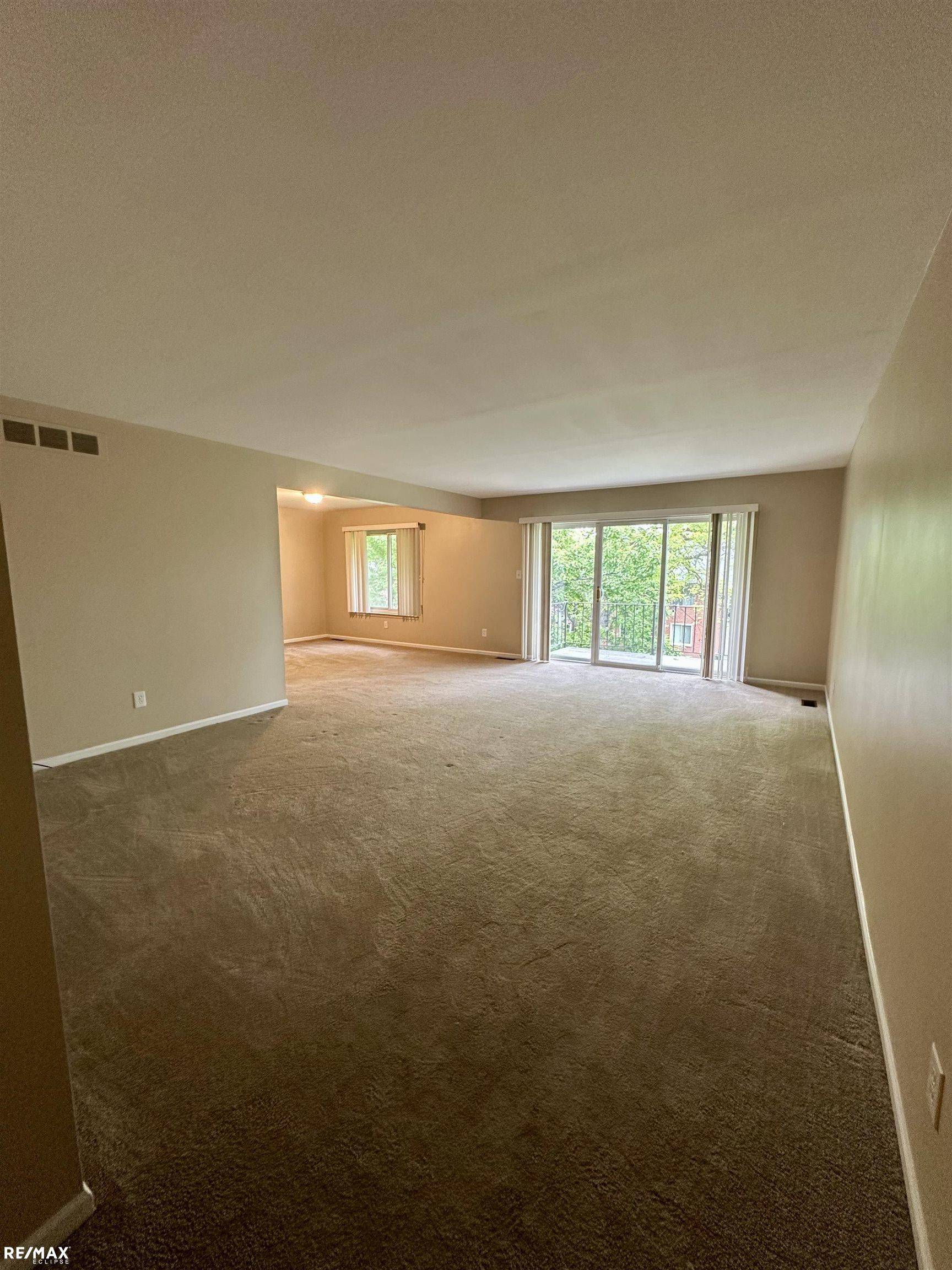 Bloomfield Hills, MI 48302,2449 #31 Mulberry Squares