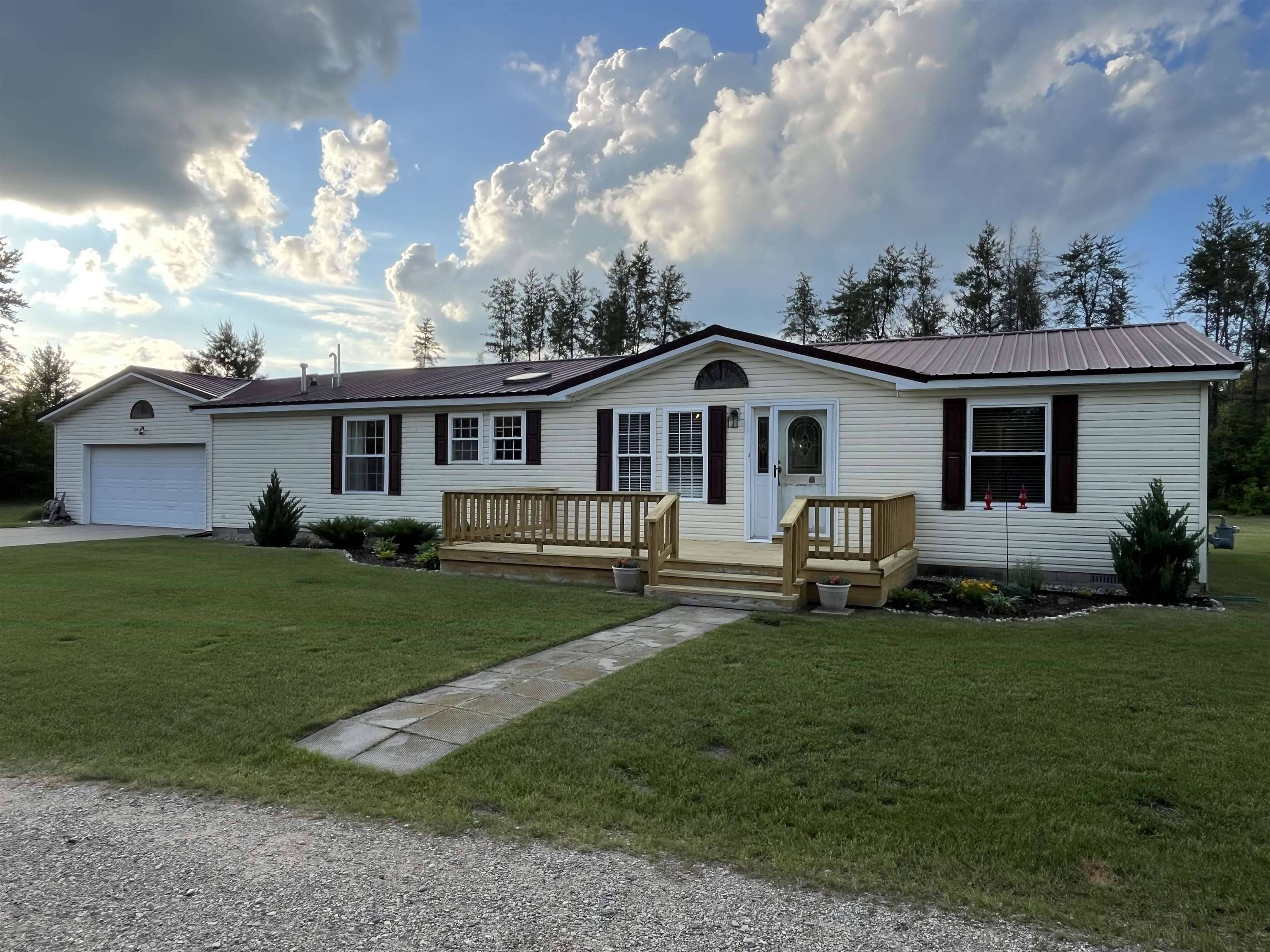 1785 E Stockwell Road, Harrison, MI 48625