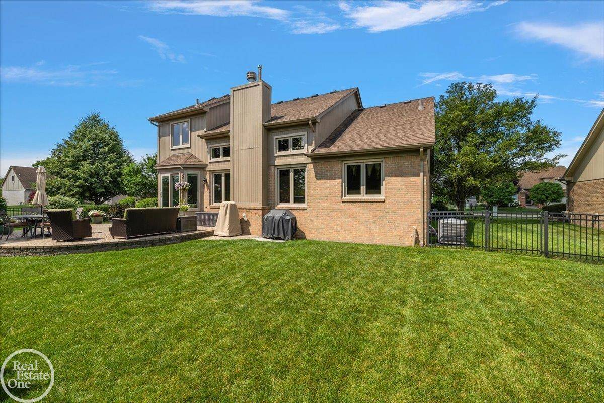Macomb Twp, MI 48044-2923,47988 Sage Drive