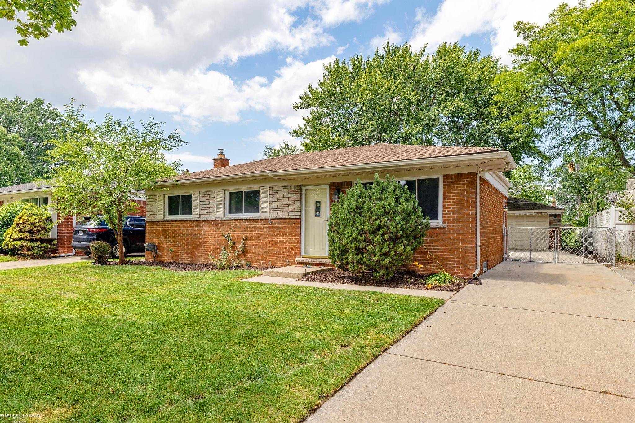 13003 Walter Ave Avenue, Warren, MI 48088