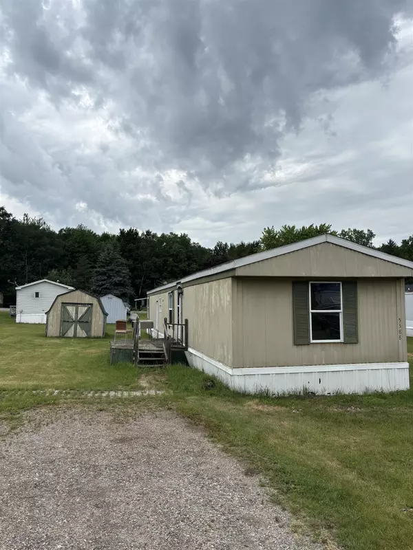 Croswell, MI 48422,5388 SHAWN Street