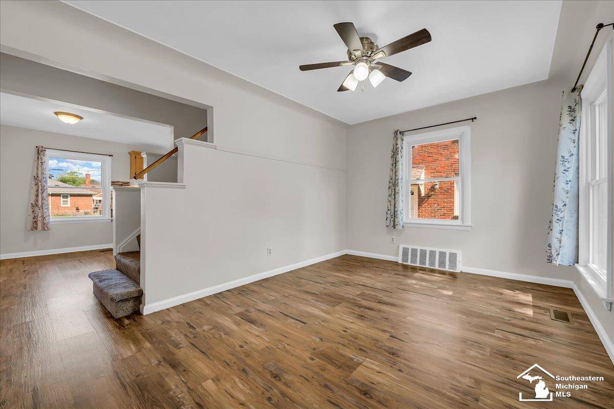 Wyandotte, MI 48192,1864 15th Street