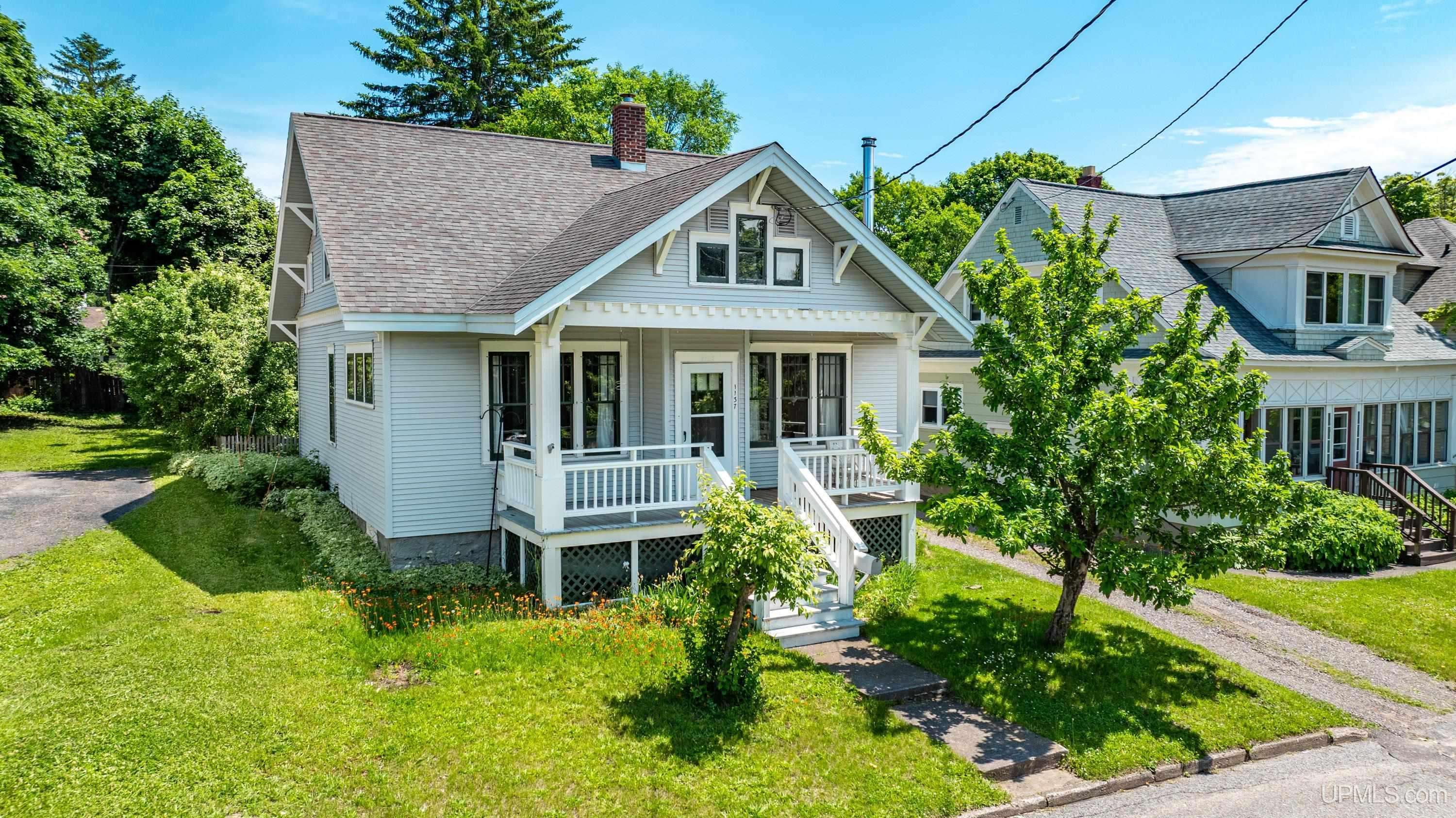 1137 Summit Street, Hancock, MI 49930