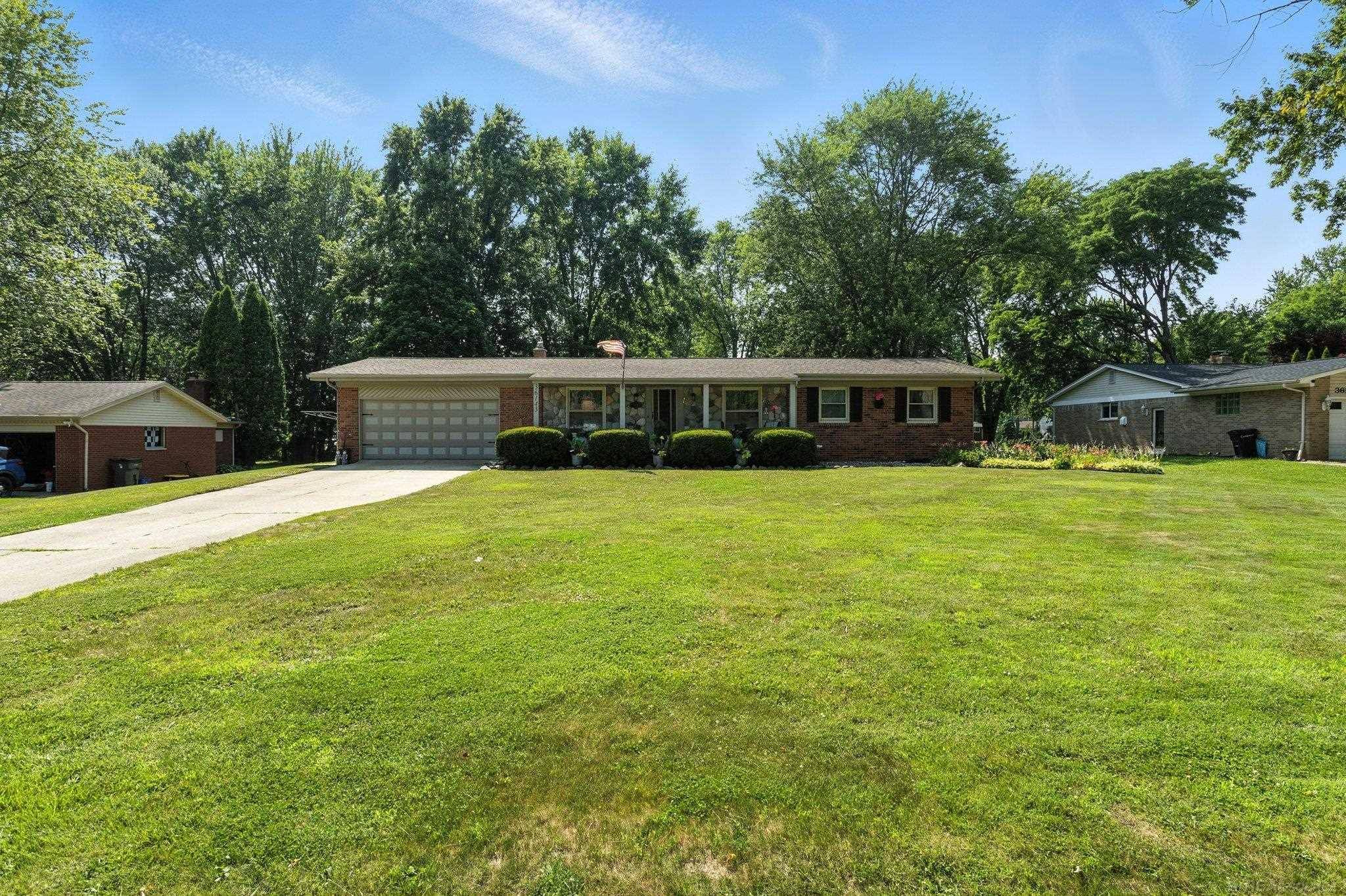 36143 Putnam Street, Clinton Township, MI 48035