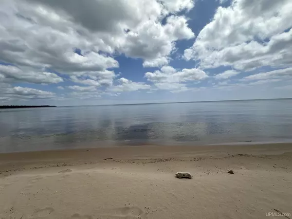 TBD Lot 2 US Highway 2 Highway, Manistique, MI 49854