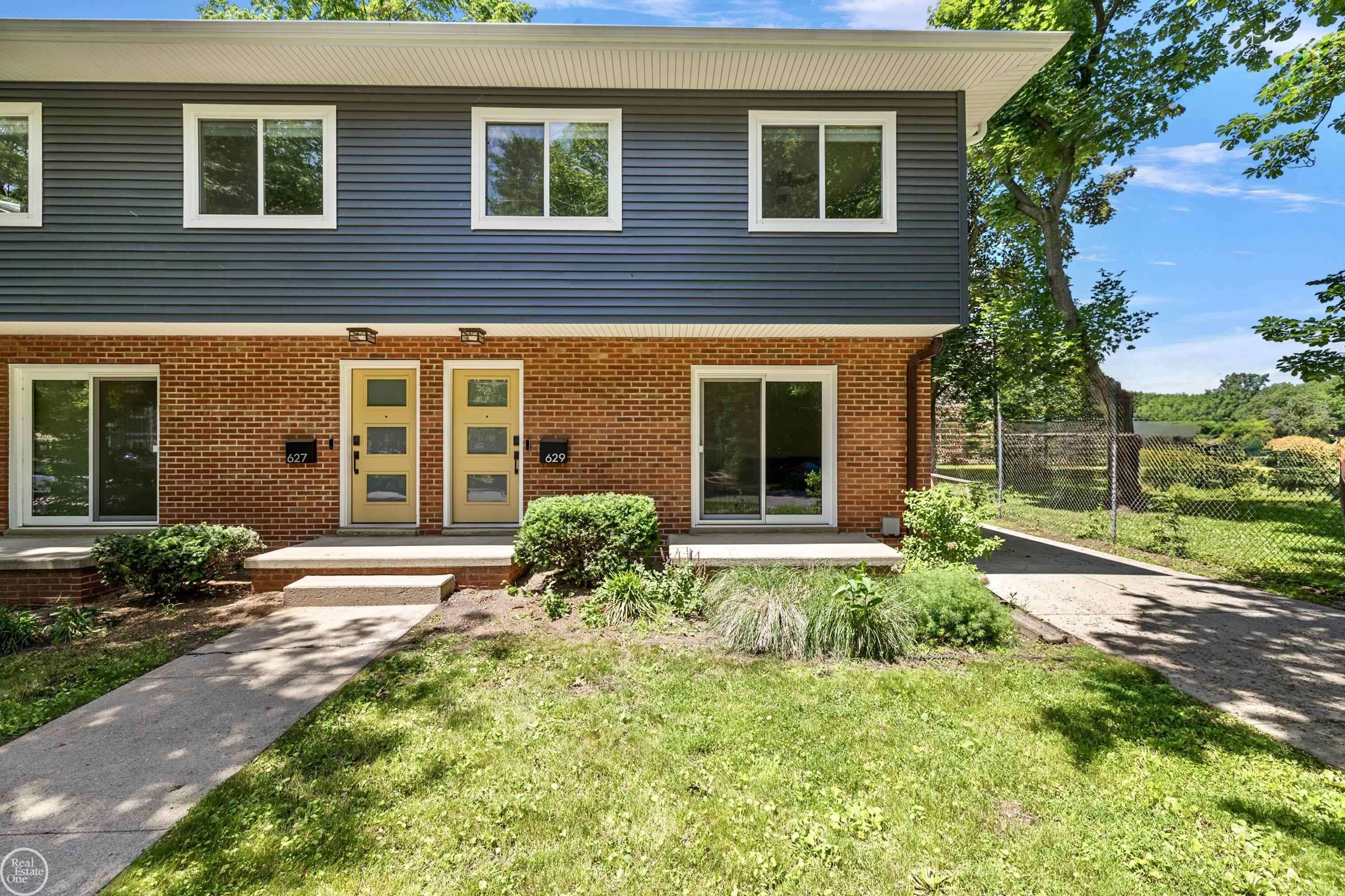 629 Brooks Street, Ann Arbor, MI 48103-3157