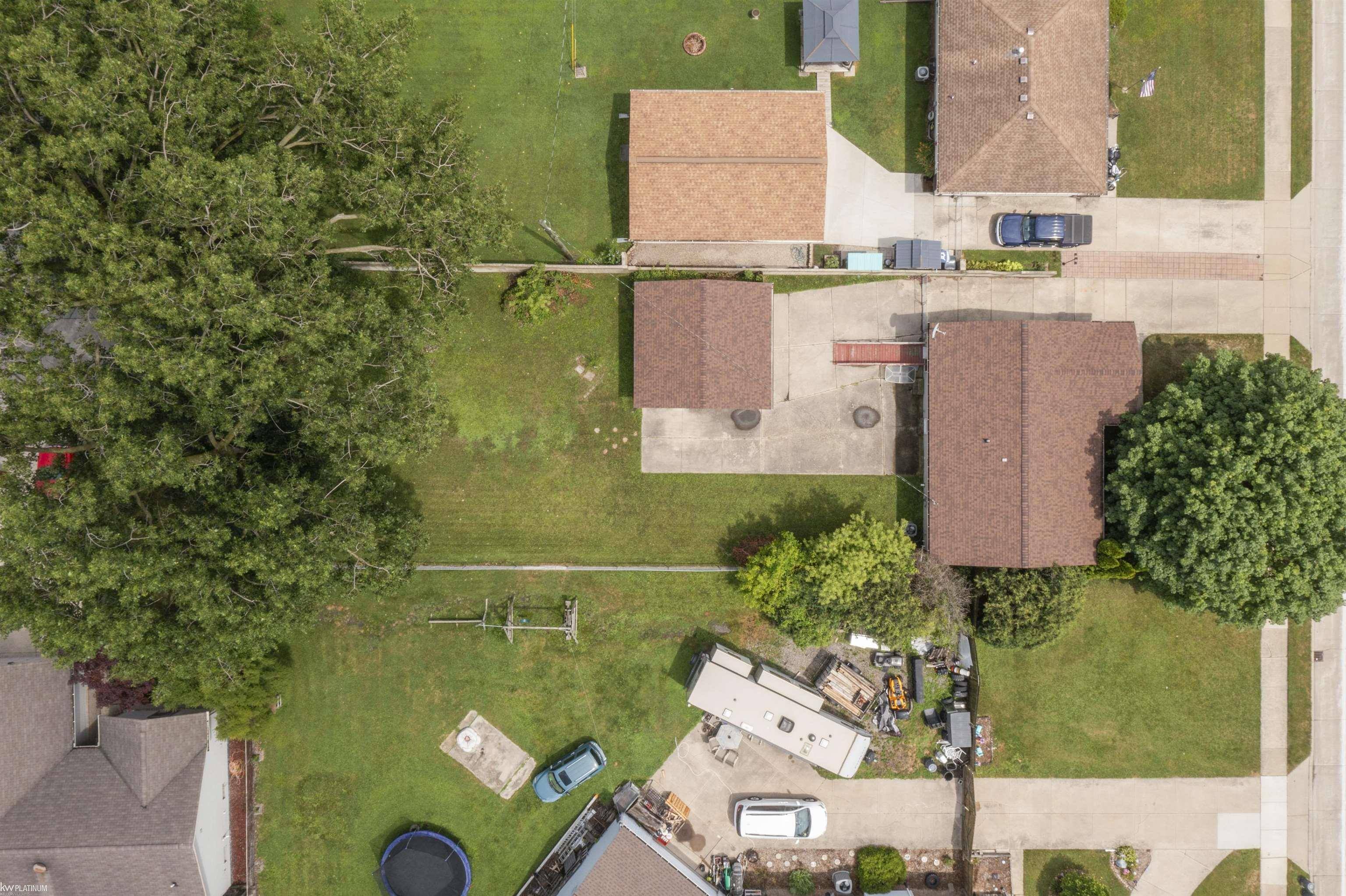 Roseville, MI 48066,18827 Martin Street