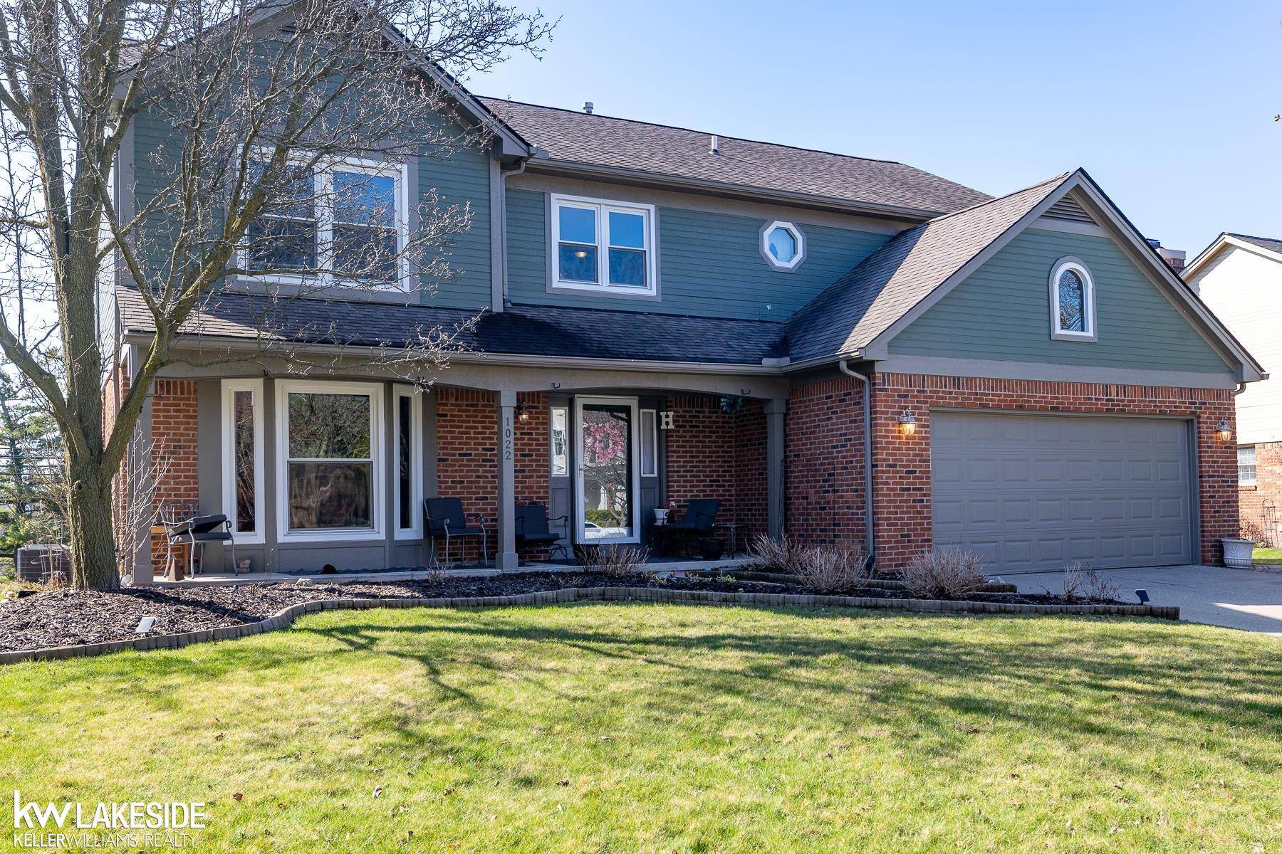 1022 Pointe Place Boulevard, Rochester, MI 48307