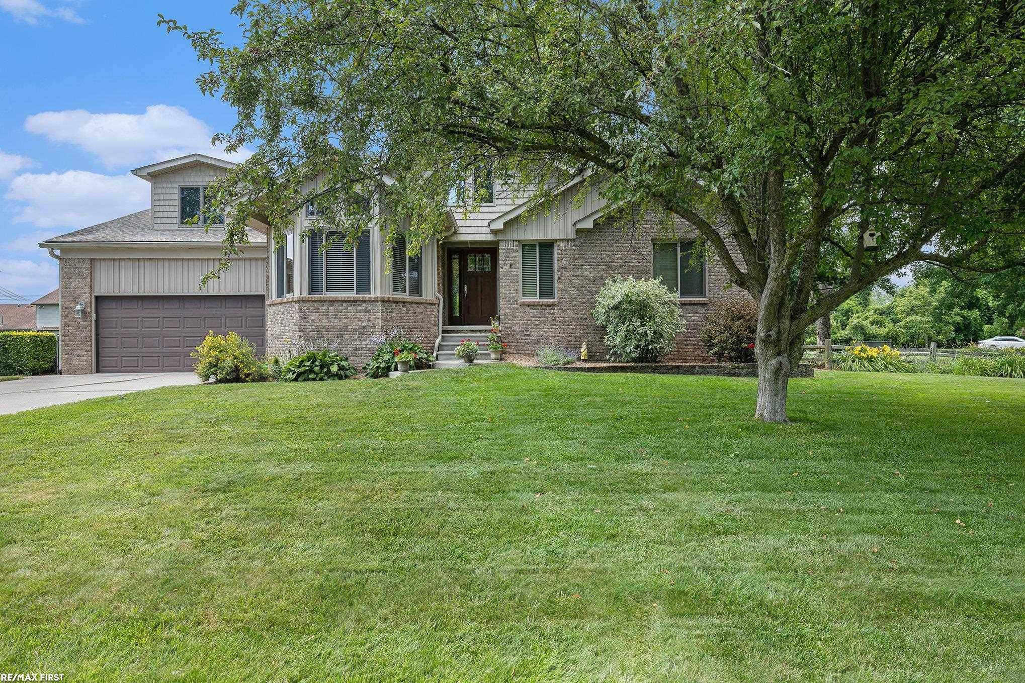 Harrison Twp, MI 48045,38575 Mallast Street