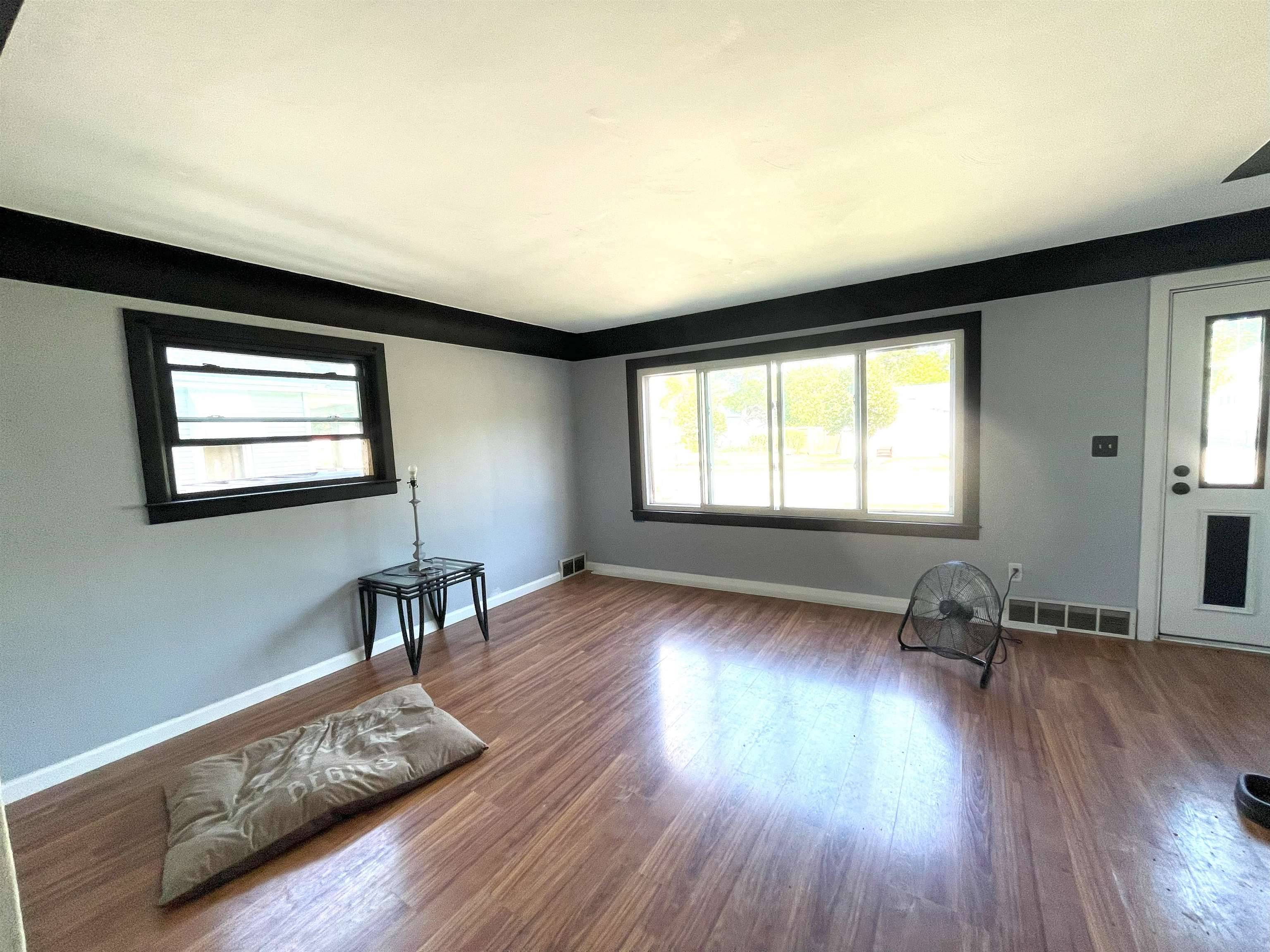 Bay City, MI 48706,1115 N Henry Street