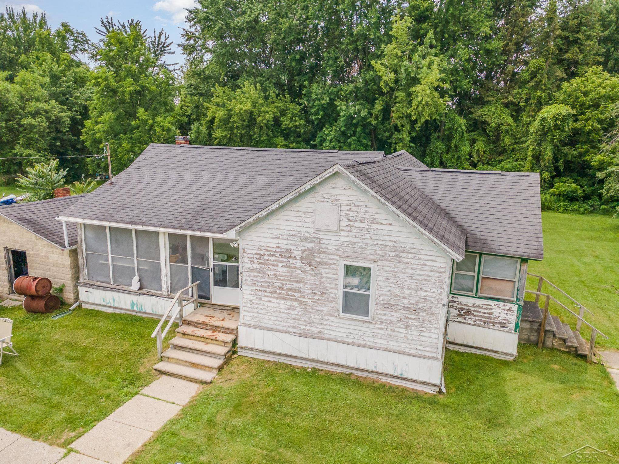 Saint Charles, MI 48655,120 S Miami Street