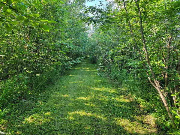 West Branch, MI 48661,5125 Cook Road