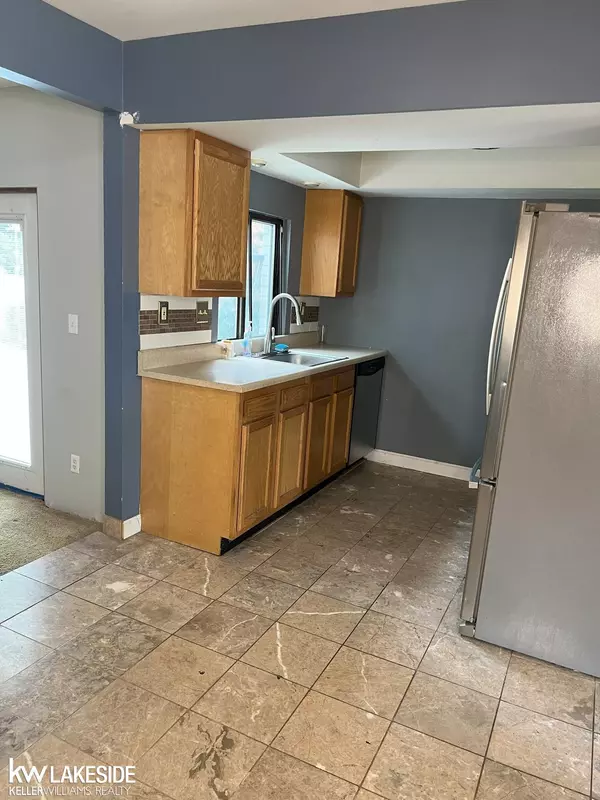 Warren, MI 48092,4719 E 12 Mile Road