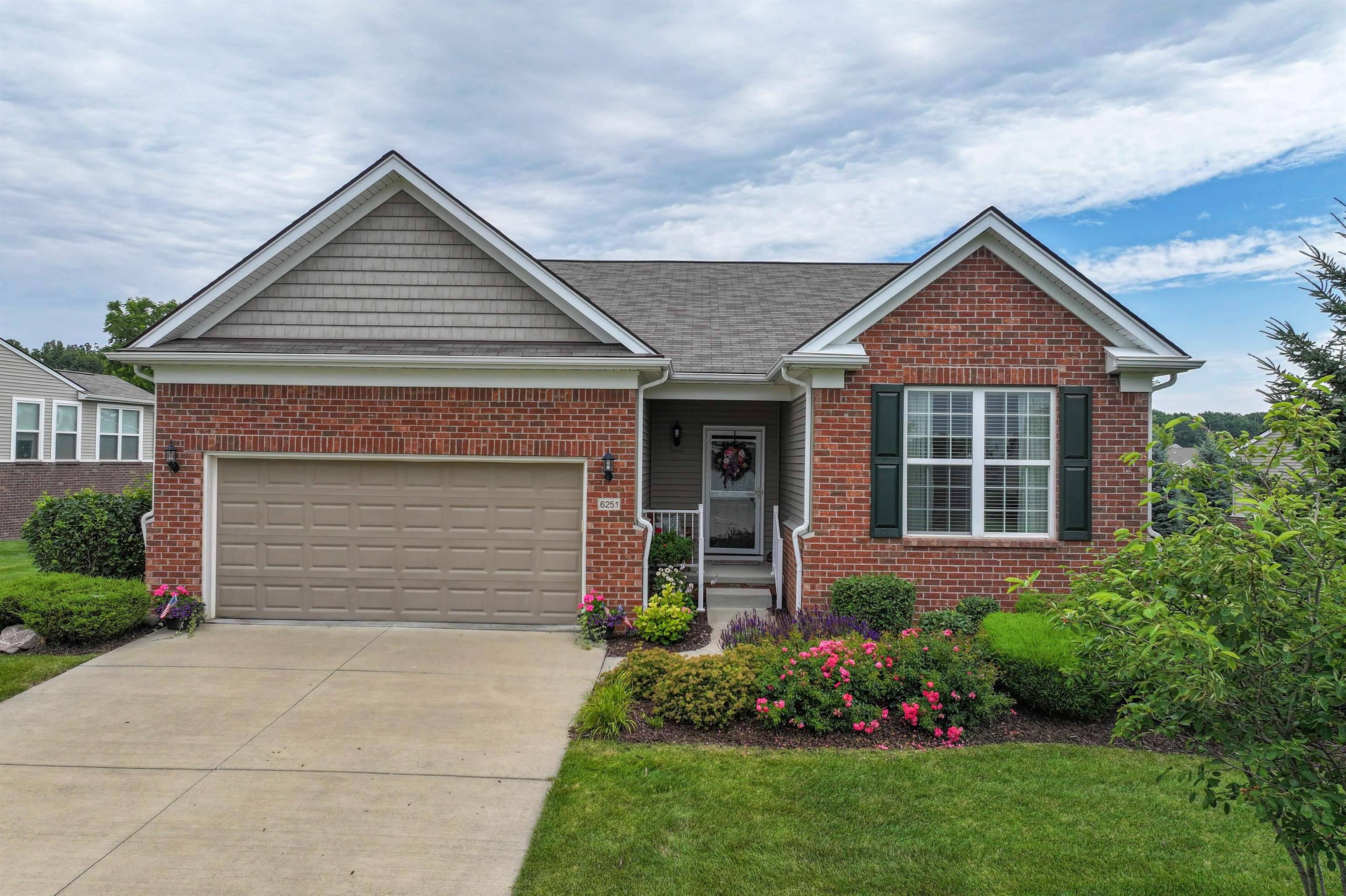 6251 Crystal Downs Drive, Grand Blanc, MI 48439