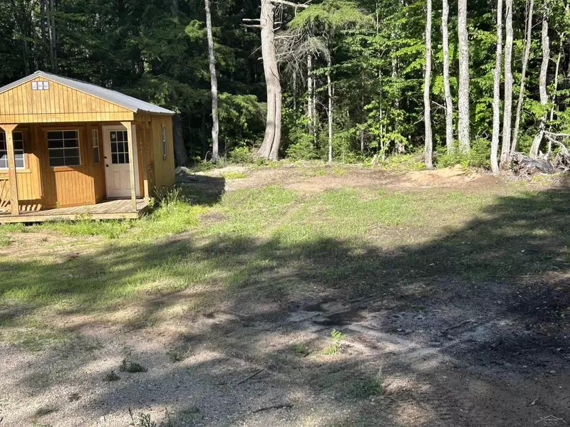 E7200 Round Lake Road, Wetmore, MI 49859