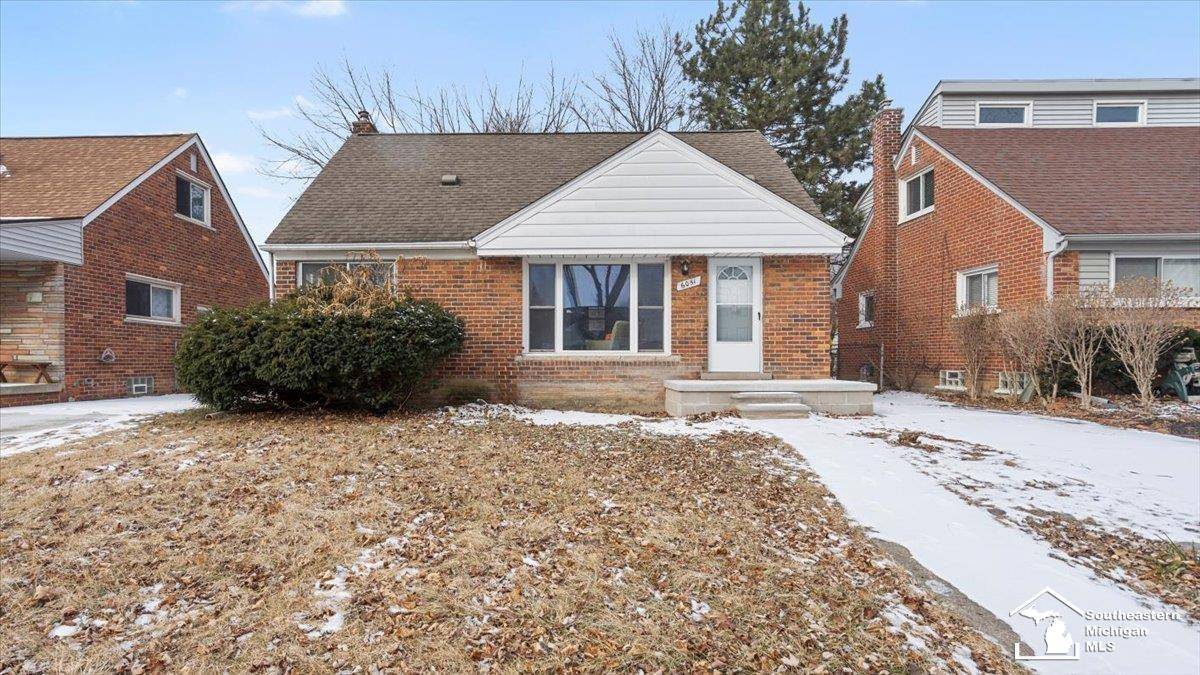 6051 Arcola Street, Garden City, MI 48135