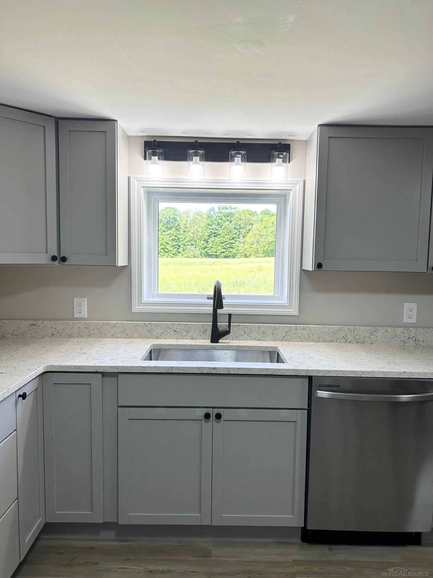 Fowlerville, MI 48836,2316 N Cedar Road