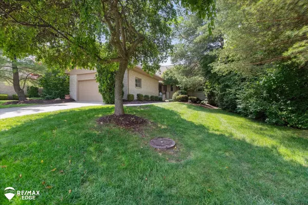 Grand Blanc, MI 48439,8078 Hawkcrest Drive