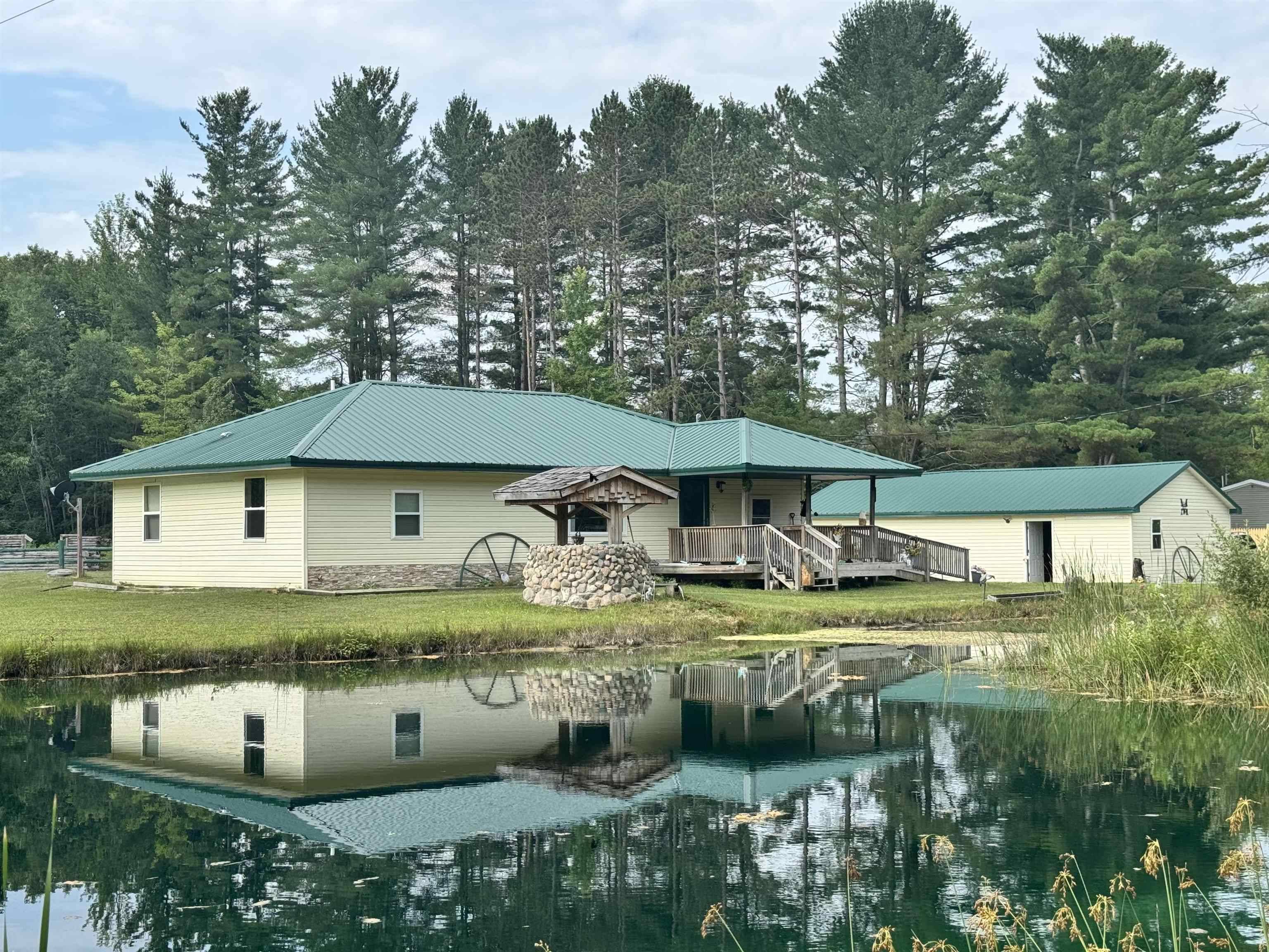 3921 Pratt Lake Road, Gladwin, MI 48624