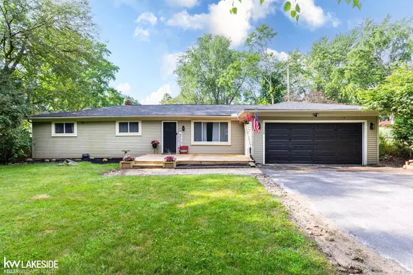 11395 Big Lake Road, Davisburg, MI 48350