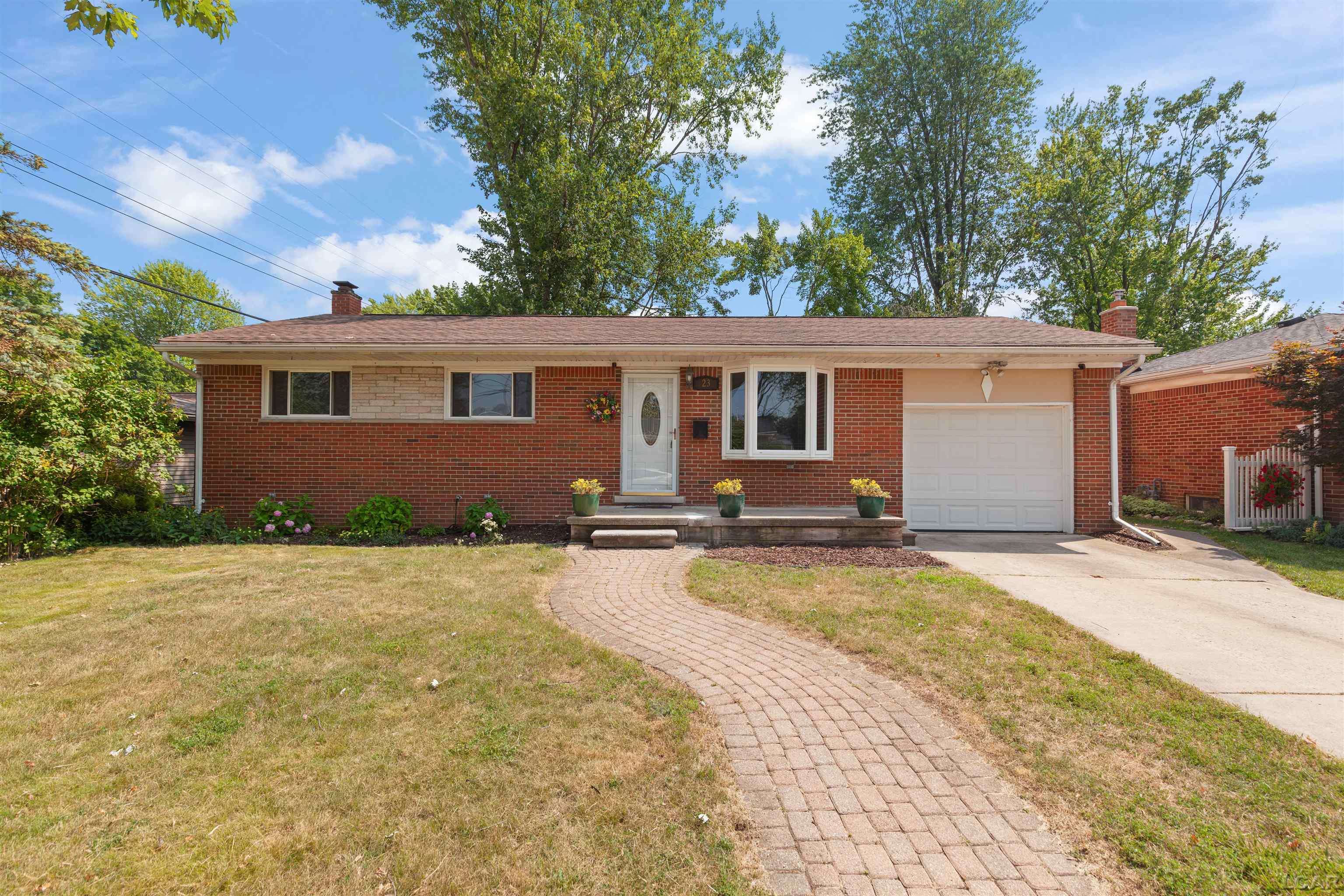 23 W Braman Avenue, Milan, MI 48160