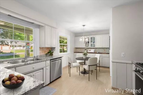 Grand Rapids, MI 49506,1636 Woodcliff Avenue
