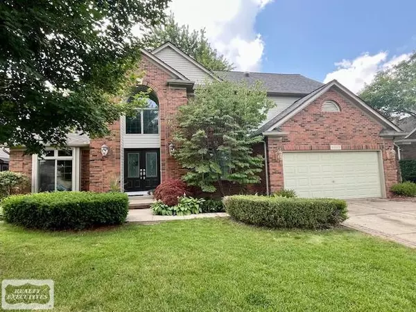 53363 Azalea Drive, Macomb, MI 48042