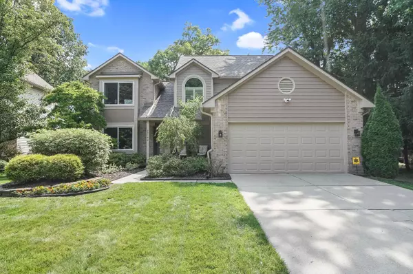 22194 Arbor Lane, Farmington Hills, MI 48336