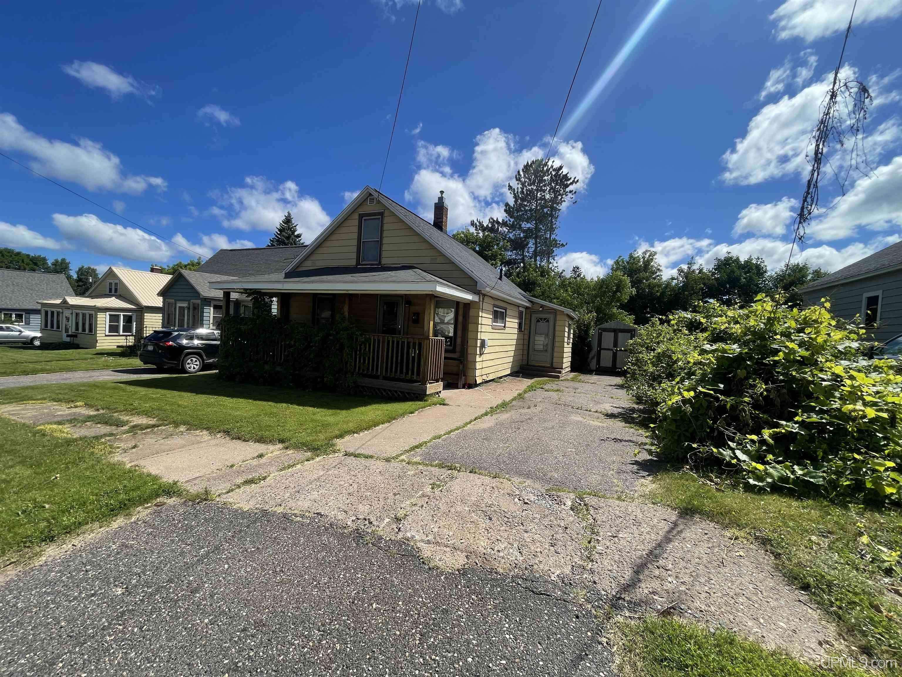 Negaunee, MI 49866,435 Gold Street