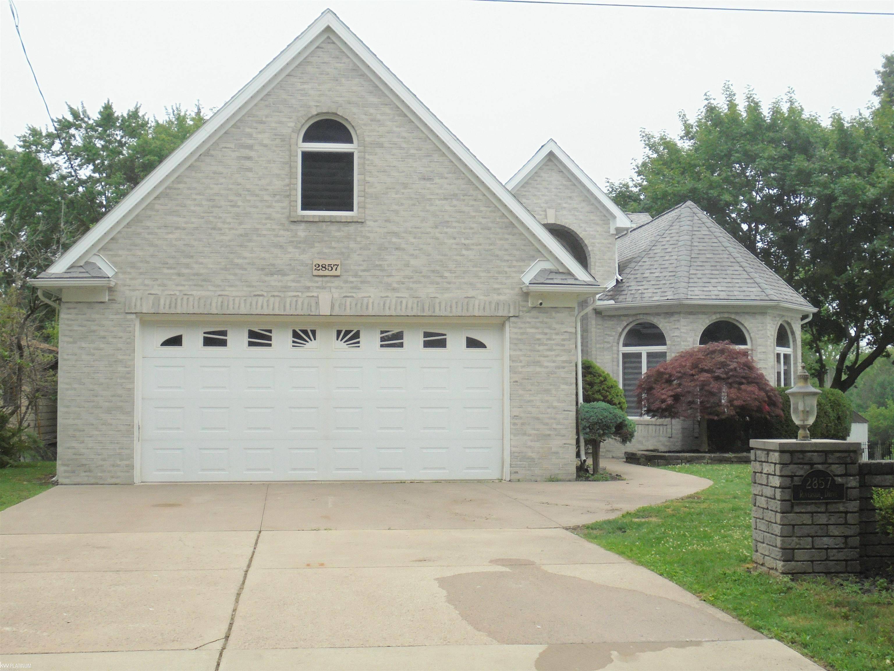 2857 Riverside Drive, Port Huron, MI 48060