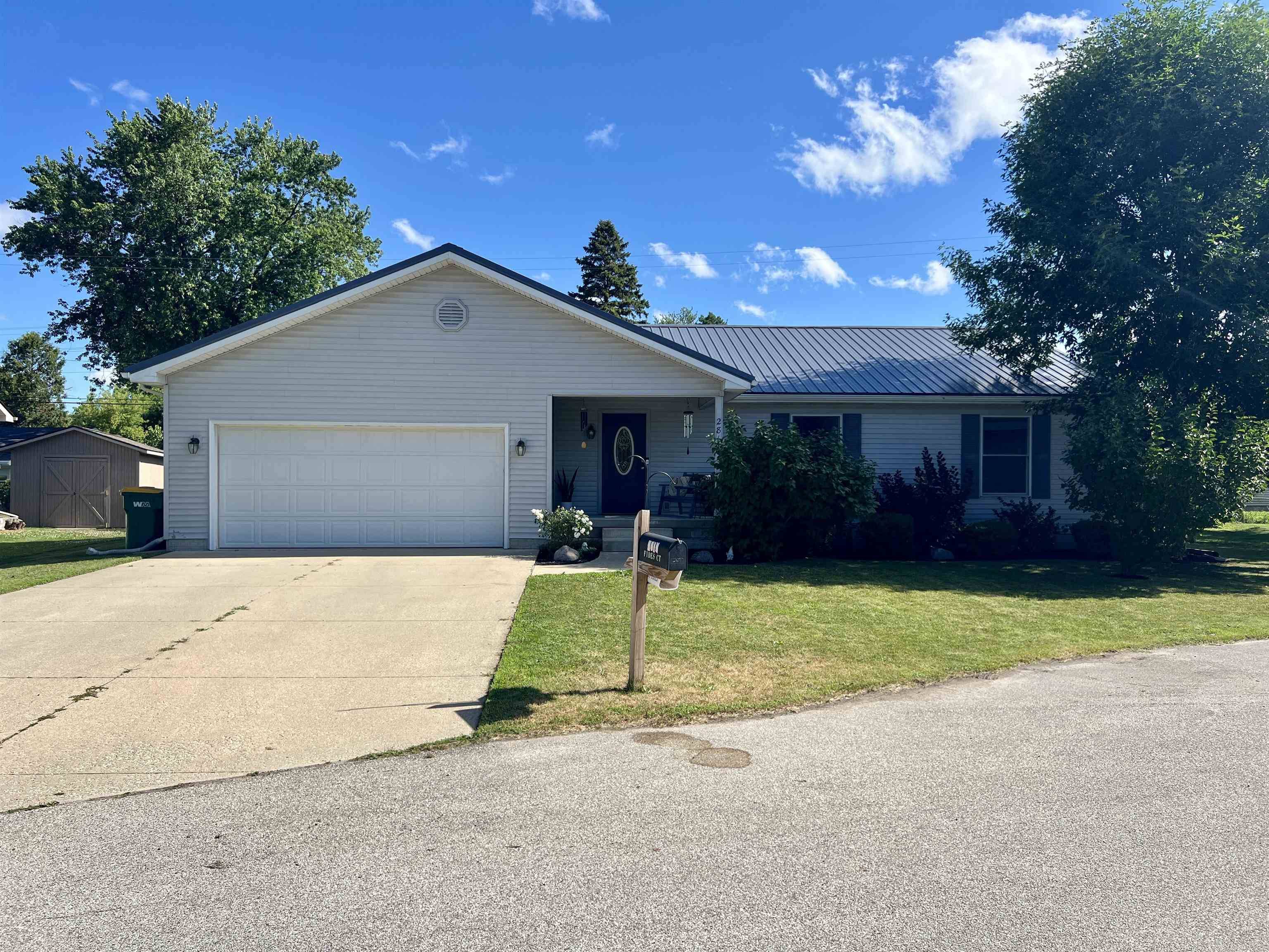 2818 Fides Court, Bay City, MI 48708