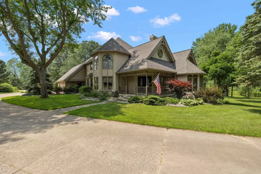 6397 Deland Road, Flushing, MI 48433-1156
