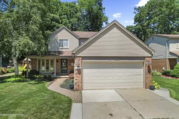 Clinton Township, MI 48038,18059 Foxpointe Drive