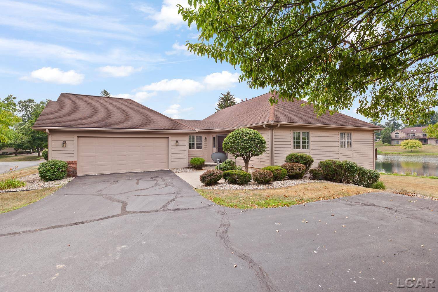 215 Richlyn Drive, Adrian, MI 49221