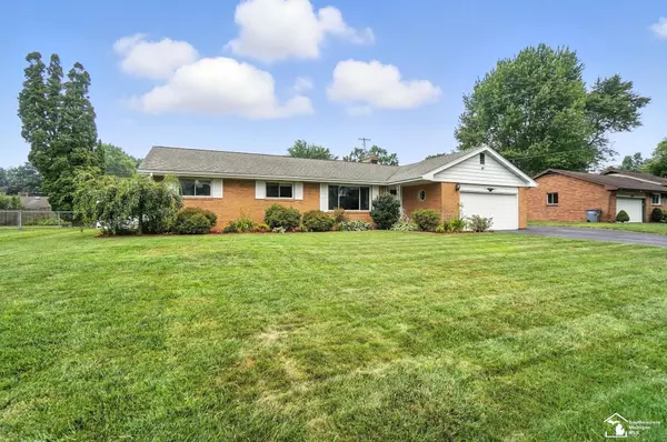 1609 Meadowbrook Way, Temperance, MI 48182