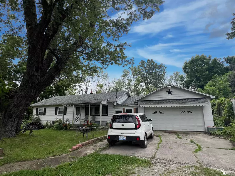 9089 S Telegraph Road, Temperance, MI 48182