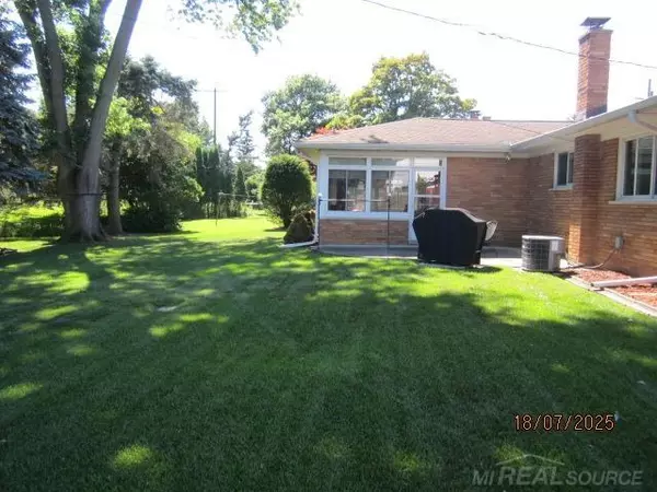Warren, MI 48093,11270 Masonic Boulevard