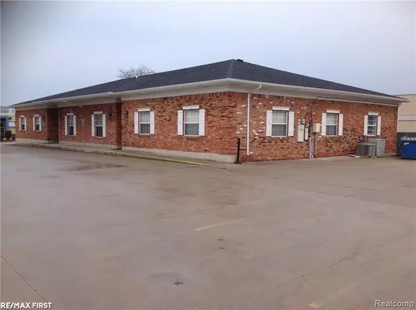 148 S Main Street, Mount Clemens, MI 48043