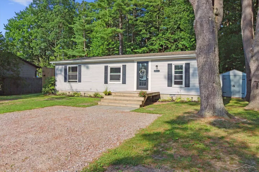 3611 N Sadler Drive, Sanford, MI 48657