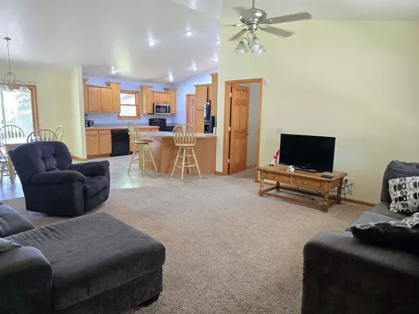 Auburn, MI 48611,106 Macomber Avenue