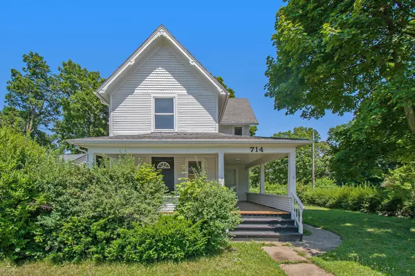 714 W Willow Road, Lansing, MI 48906