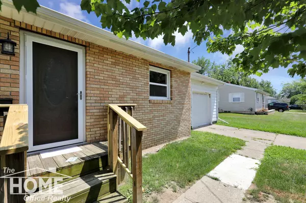 Owosso, MI 48867,1032 N Dewey Street