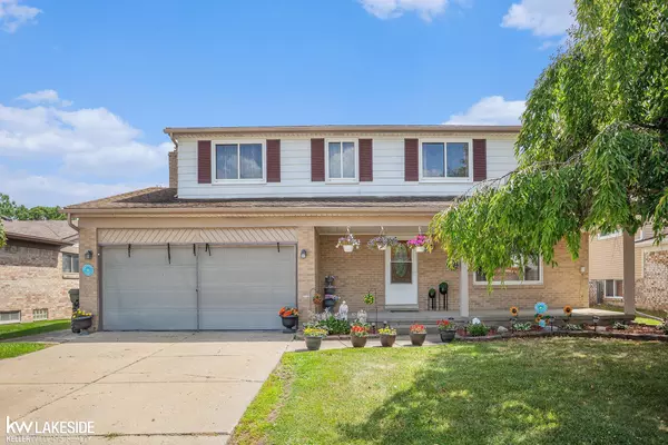 4458 Dickson Drive,  Sterling Heights,  MI 48310