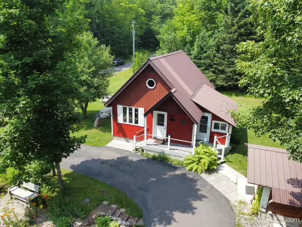 16728 Short Road, Pelkie, MI 49958
